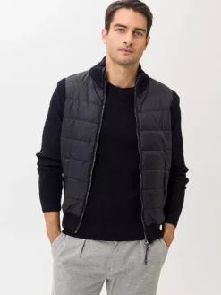 BRAX, Steppgilet WYATT -Brax Stil Deutschland Verkaufs-Shop brax steppgiletwyatt 4 768 1024 75 7510230 4